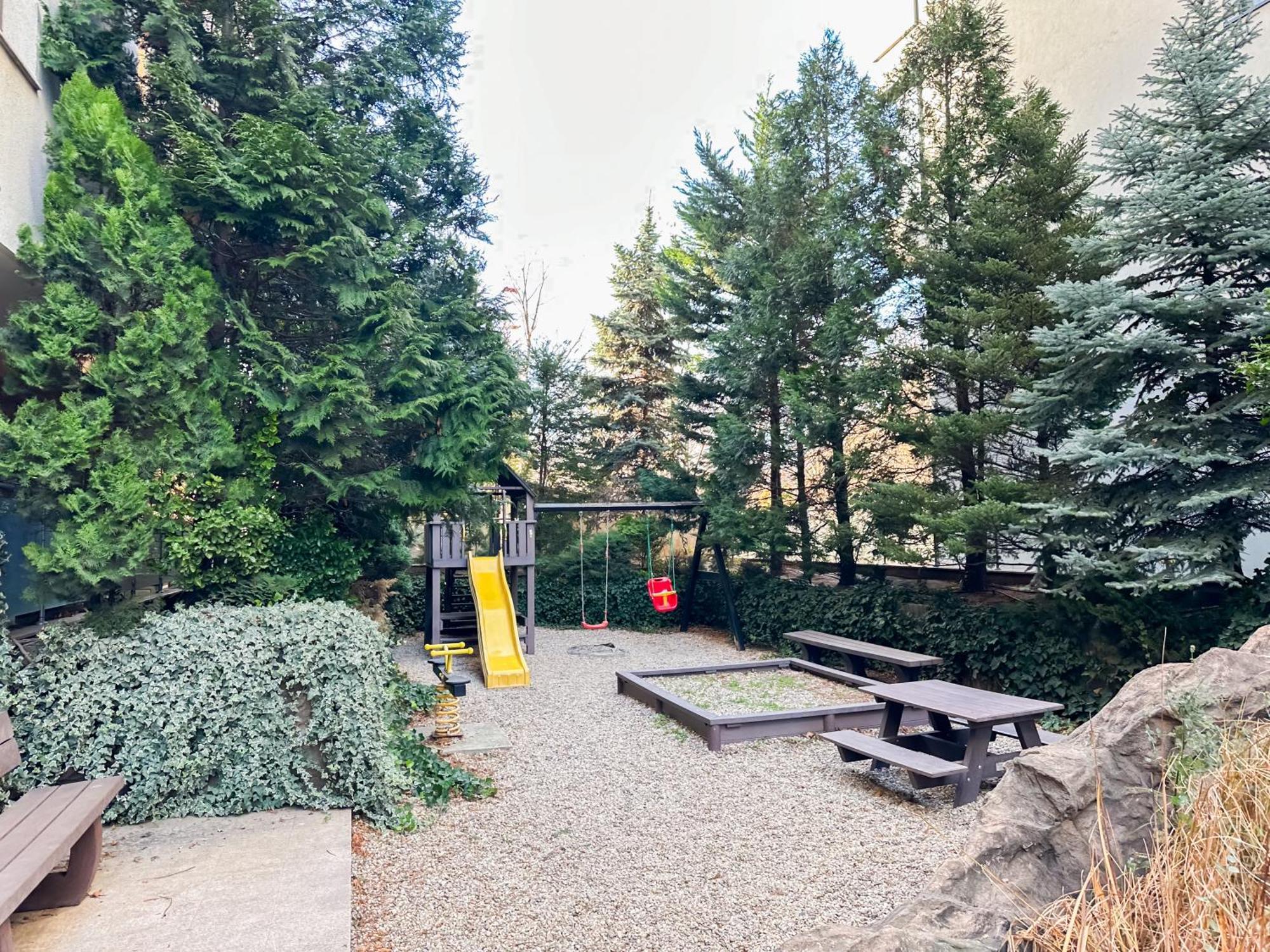 Garden Apartment - Herastrau Park 3Min Walk Бухарест Екстер'єр фото